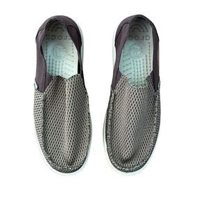 Mens slip on crocs. Size 8